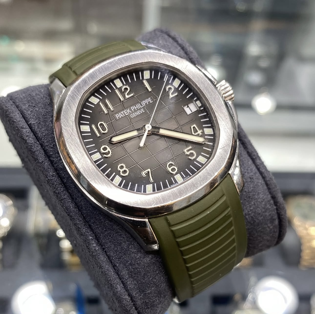 Aquanaut Olive Green